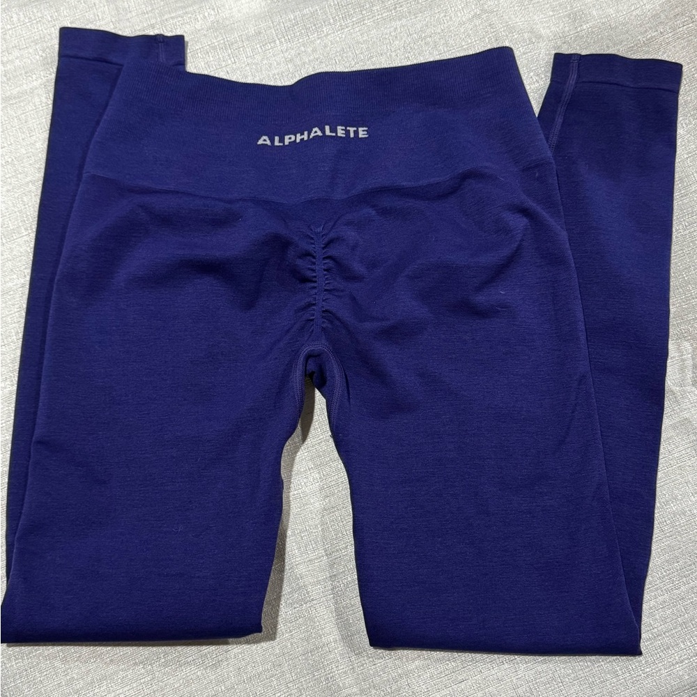 Alphalete Women's Deep Blue Leggings